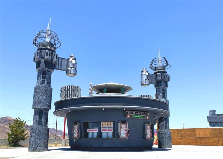Alien Jerky Roadside Attraction